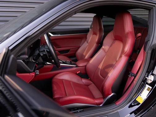 2021 Porsche 911 Turbo S