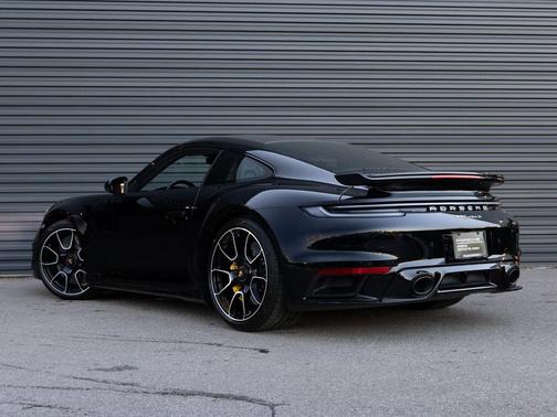 2021 Porsche 911 Turbo S