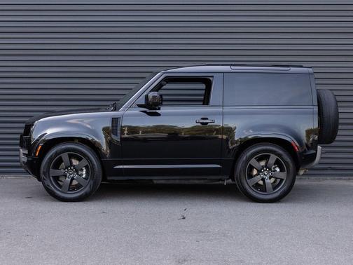 Santorini Black Metallic 2022 Land Rover Defender 90 S