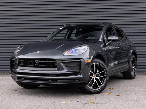2026 Porsche Macan Base