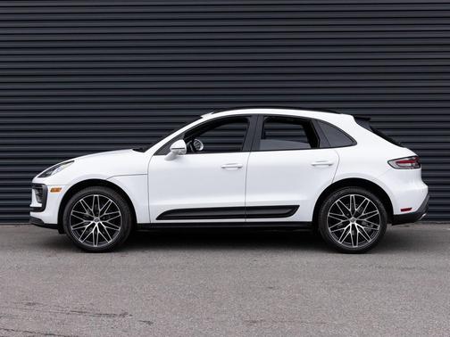 2024 Porsche Macan Base