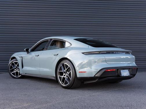 2025 Porsche Taycan Base