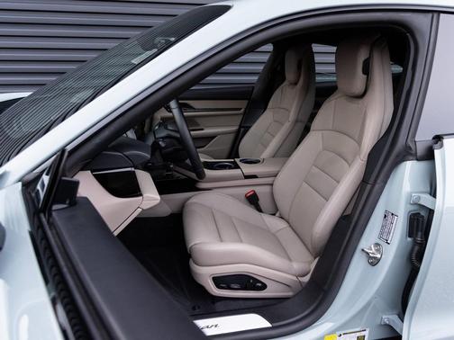 2025 Porsche Taycan Base