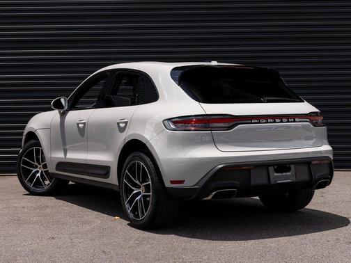 2025 Porsche Macan Macan