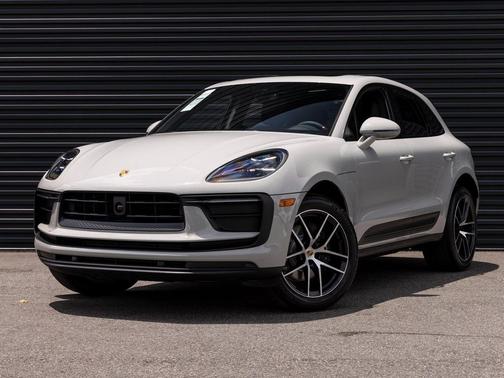 2025 Porsche Macan Macan