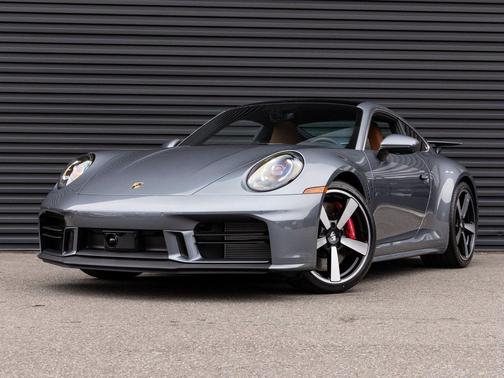 Vanadium Grey Metallic 2026 Porsche 911 Carrera 4S