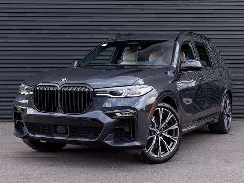 2021 BMW X7 M50i