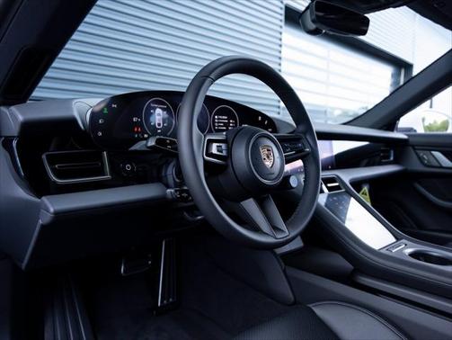 2025 Porsche Taycan 4S