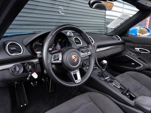 2022 Porsche 718 Boxster GTS 4.0