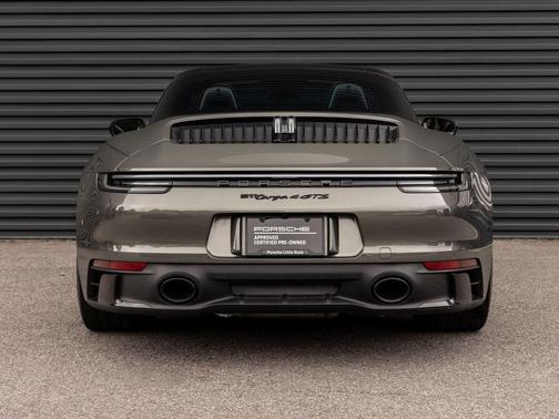 Aventurine Green Metallic 2024 Porsche 911 Targa 4 GTS