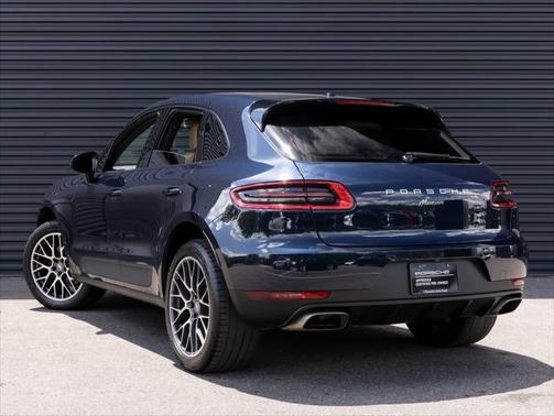 2018 Porsche Macan Base