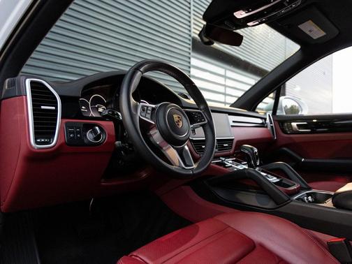 2023 Porsche Cayenne Cayenne