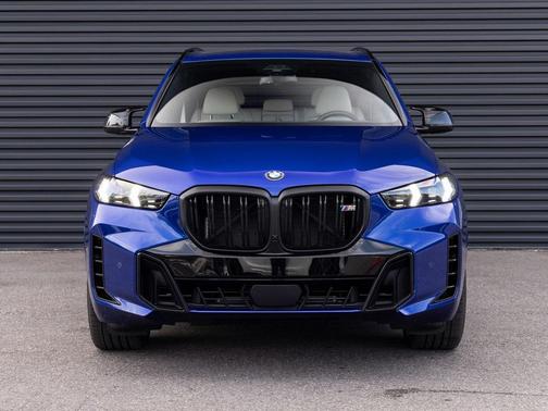 2024 BMW X5 M60i