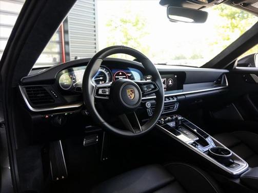 2022 Porsche 911 Turbo S