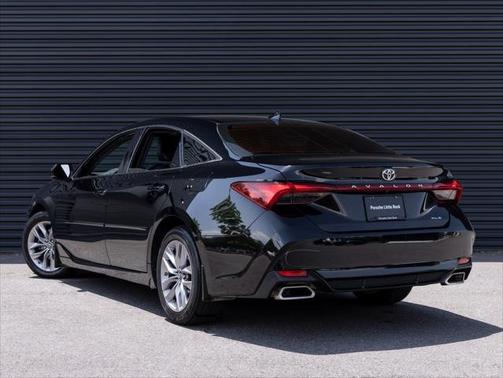 2019 Toyota Avalon XLE
