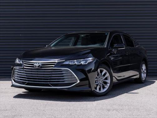 2019 Toyota Avalon XLE