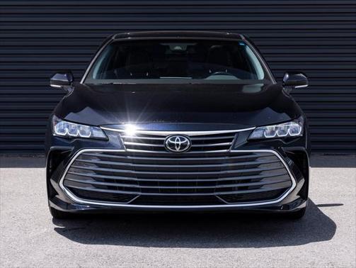 2019 Toyota Avalon XLE