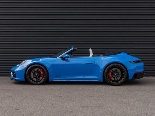 2023 Porsche 911 Carrera GTS