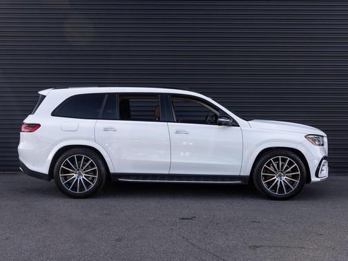 2024 Mercedes-Benz GLS 450 4MATIC