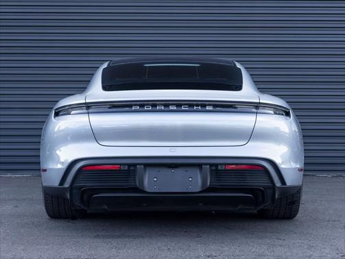 2020 Porsche Taycan Turbo