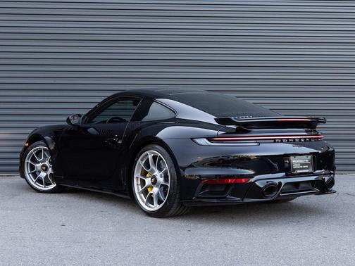 2025 Porsche 911 Turbo S