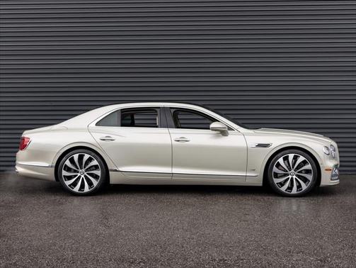 2022 Bentley Flying Spur V8