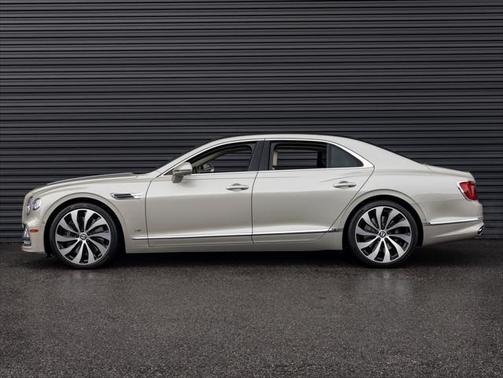 2022 Bentley Flying Spur V8