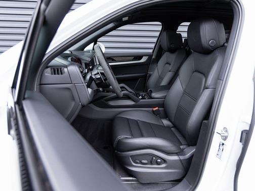 White 2026 Porsche Cayenne Cayenne