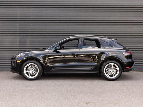 2025 Porsche Macan Macan