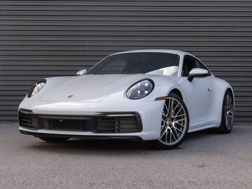 2024 Porsche 911 Carrera