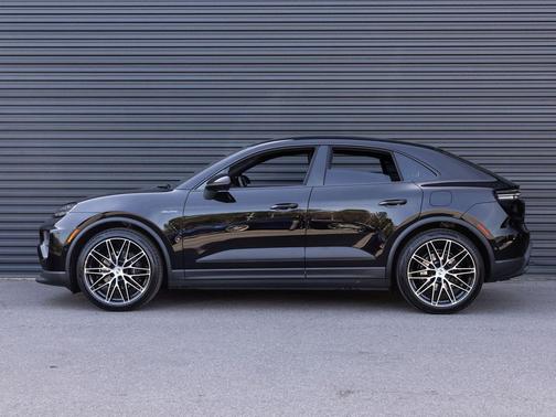 Black 2026 Porsche Macan Macan Electric 4