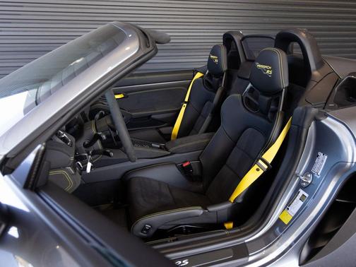 2025 Porsche 718 Spyder RS