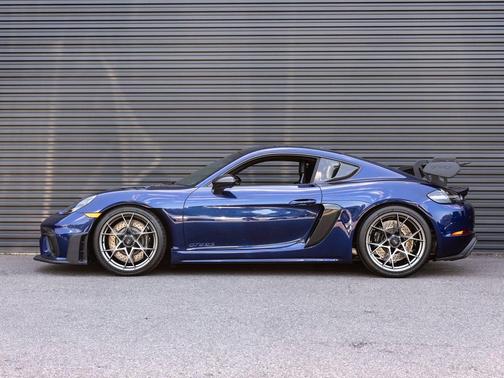 Gentian Blue Metallic 2025 Porsche 718 Cayman GT4 RS
