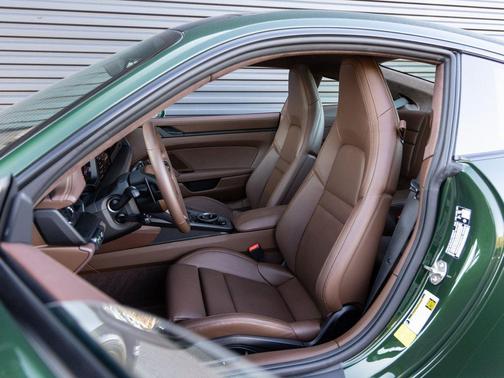 2026 Porsche 911 Carrera GTS