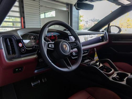 2026 Porsche Cayenne S