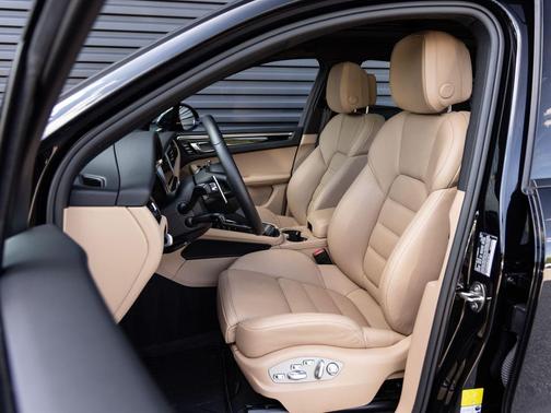 Black 2025 Porsche Macan Macan