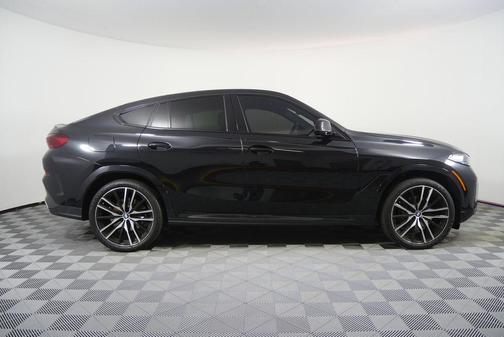 Black Sapphire Metallic 2024 BMW X6 xDrive40i