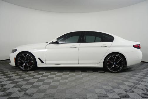 Alpine White 2023 BMW 530 i