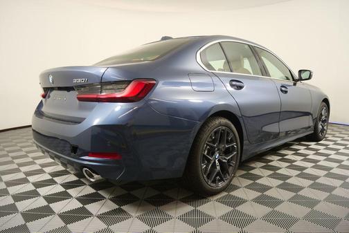 2026 BMW 330 xDrive NA