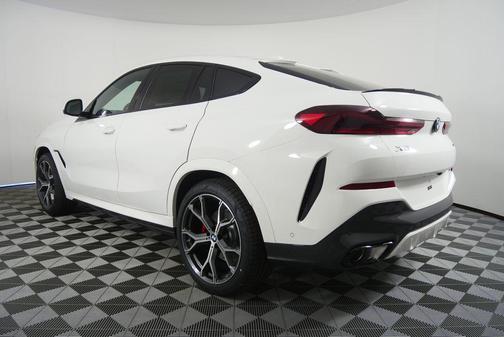 Alpine White 2027 BMW X6 xDrive40i