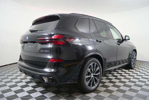 Black Sapphire Metallic 2026 BMW X5 PHEV xDrive50e