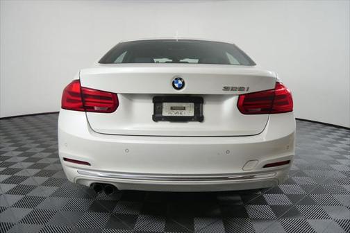 2016 BMW 328 328i
