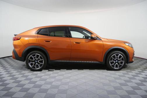 2025 BMW X2 xDrive28i
