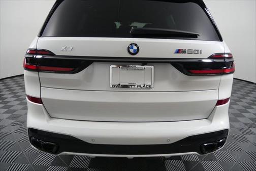 2026 BMW X7 M60i