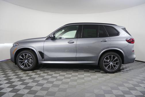 Skyscraper Grey Metallic 2026 BMW X5 sDrive40i