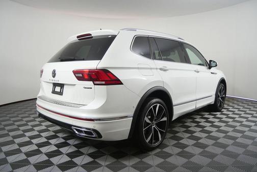Opal White 2024 Volkswagen Tiguan 2.0T SEL R-Line 4MOTION