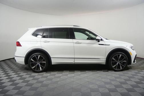 Opal White 2024 Volkswagen Tiguan 2.0T SEL R-Line 4MOTION