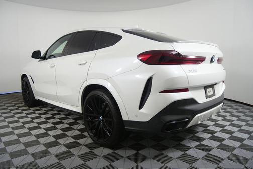 2021 BMW X6 sDrive40i