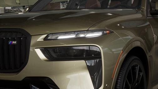 2026 BMW X7 M60i