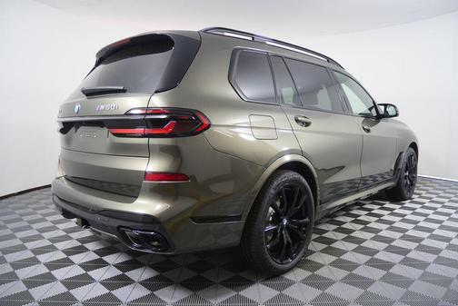 2026 BMW X7 M60i